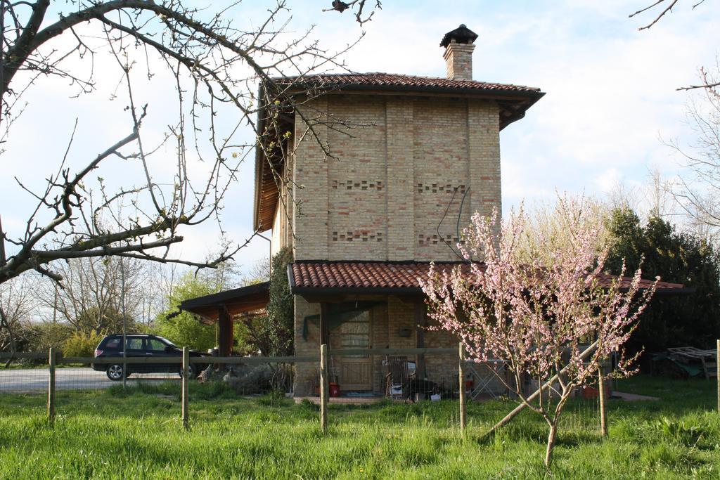 I Guardiani Bed and Breakfast Carlino Eksteriør billede