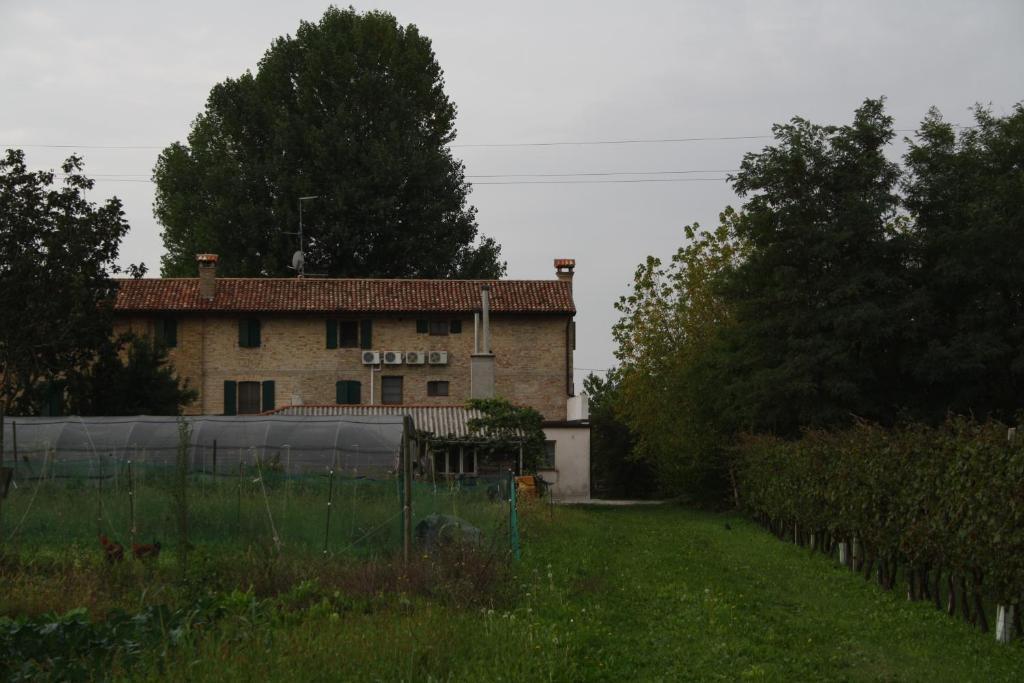 I Guardiani Bed and Breakfast Carlino Eksteriør billede